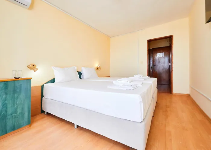 кремиковци Hotel *